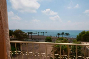 2 BR Apartment near the Beach